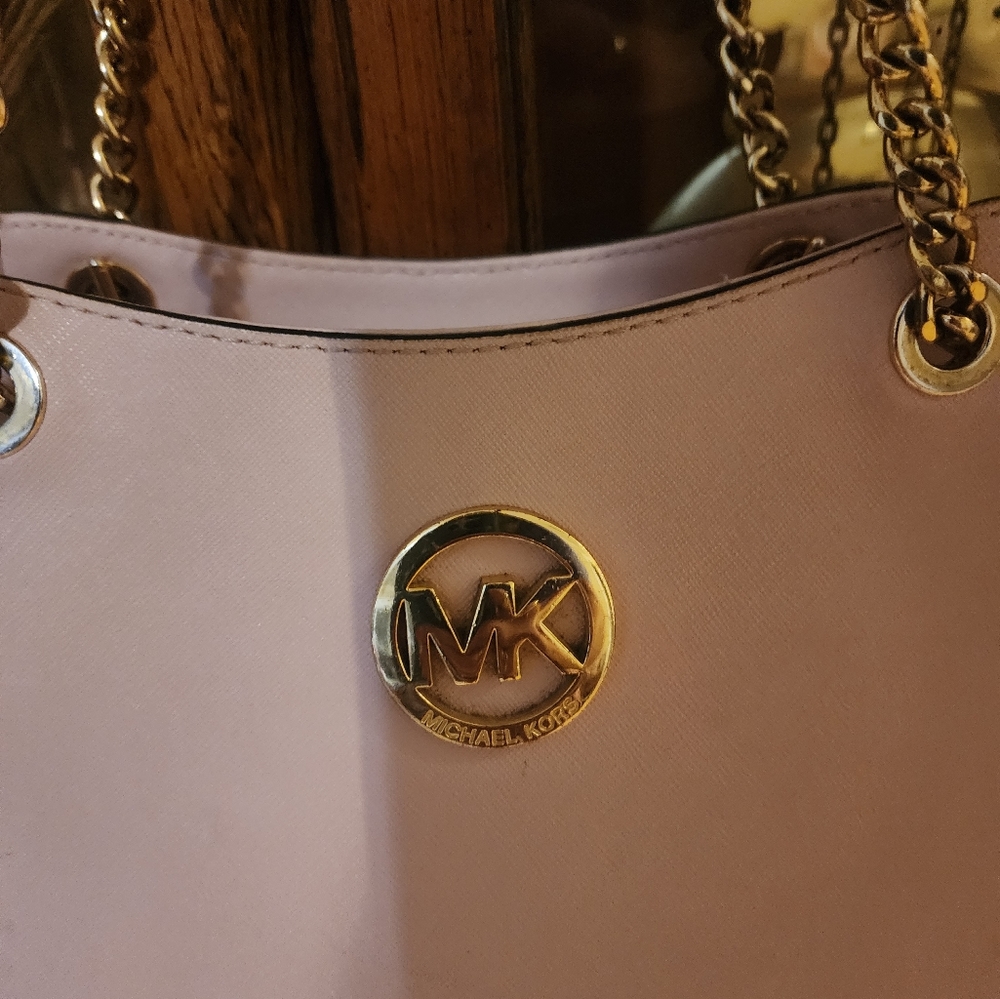 Michael Kors Powder Pink Leather Jet Set Travel Chain Tote - Picture 8 of 16